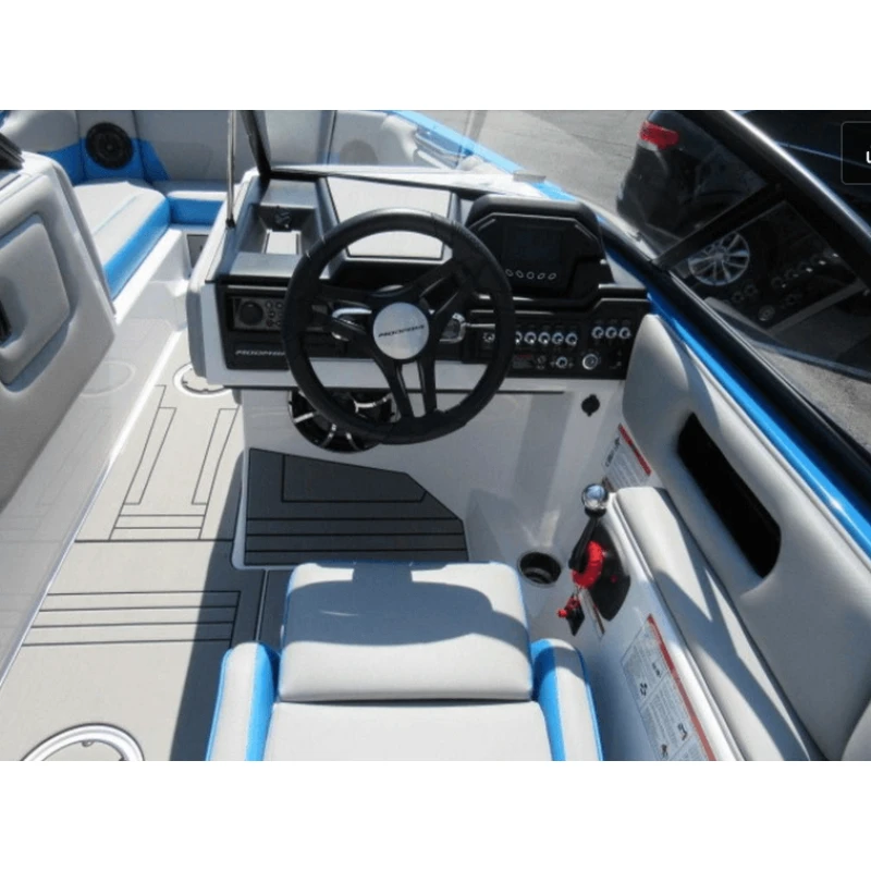 Nearly New 2019 Moomba Helix 240ft - Image 3