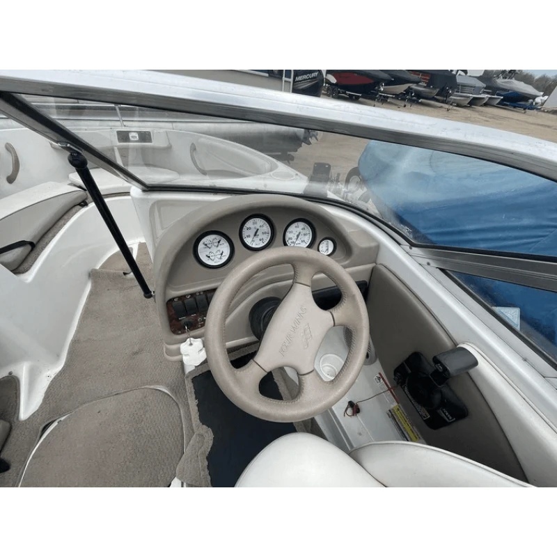 Pre-Owned 2003 Four Winns 180 F/S 4.3L - Image 2